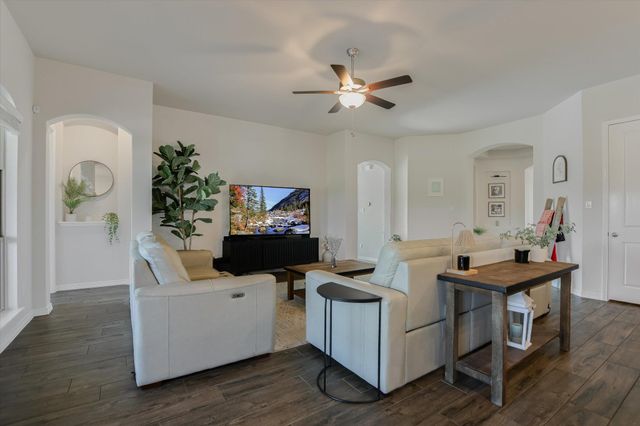 1861 Nature View LOOP, Driftwood, TX 78619