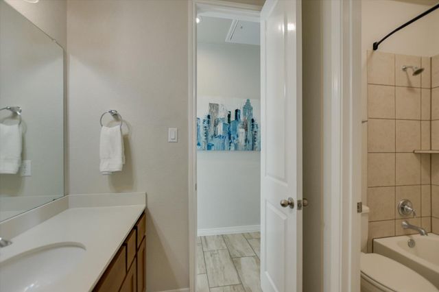 1861 Nature View LOOP, Driftwood, TX 78619