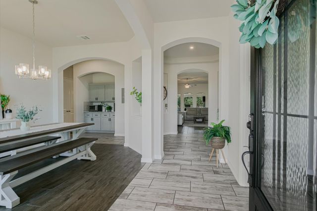 1861 Nature View LOOP, Driftwood, TX 78619