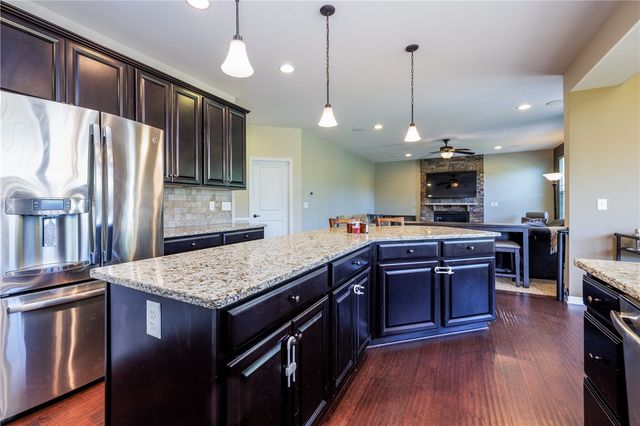 19 Whitley Court, Pittsford, NY 14534