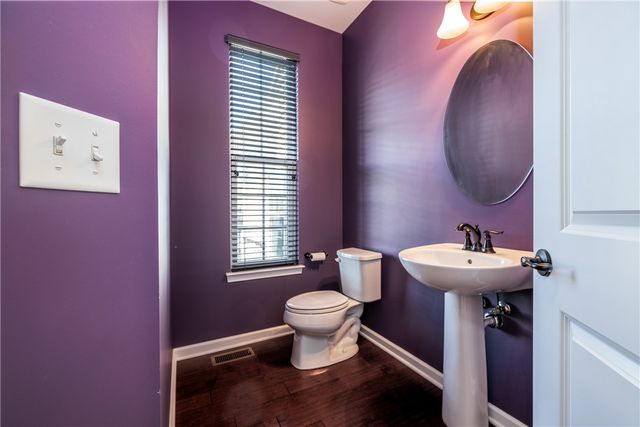 19 Whitley Court, Pittsford, NY 14534