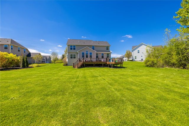 19 Whitley Court, Pittsford, NY 14534