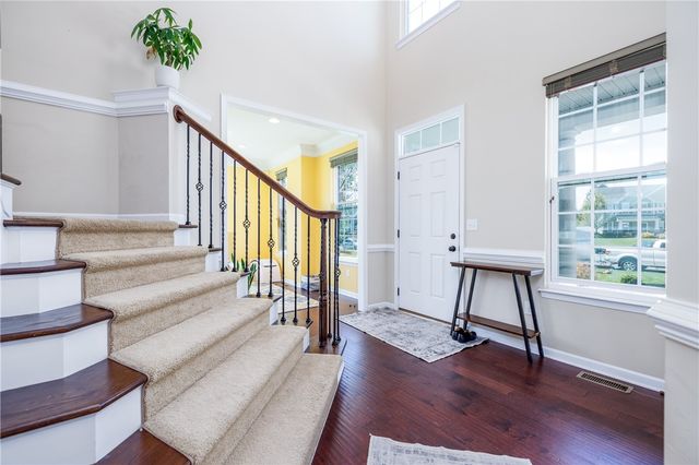 19 Whitley Court, Pittsford, NY 14534