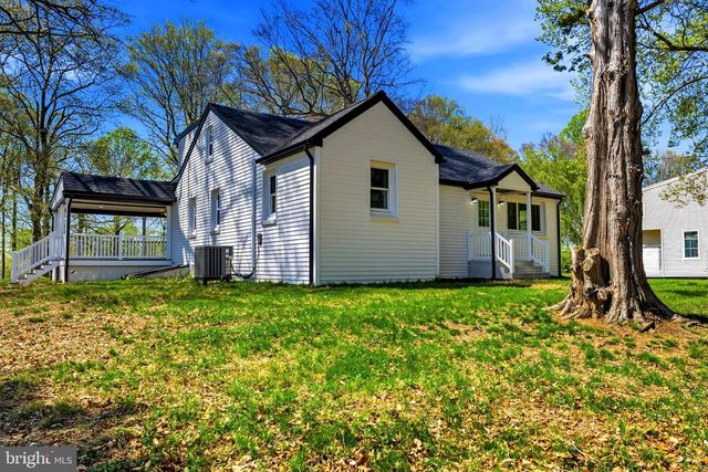 447 N JENNERSVILLE RD, Cochranville, PA 19330