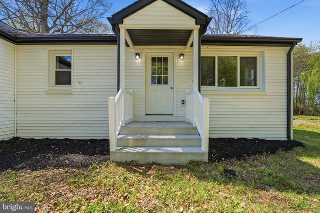 447 N JENNERSVILLE RD, Cochranville, PA 19330