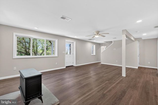 447 N JENNERSVILLE RD, Cochranville, PA 19330