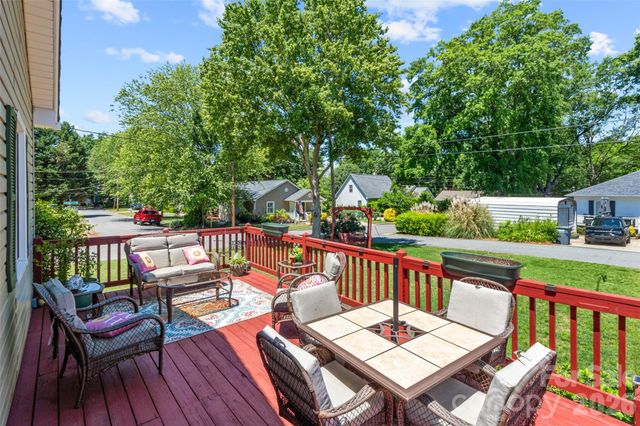 116 Live Oak Avenue, Belmont, NC 28012