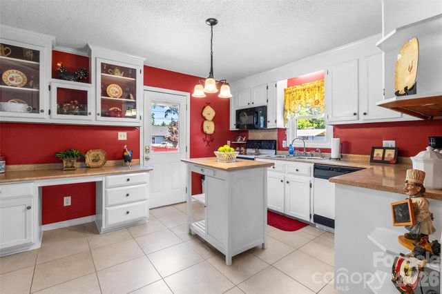 116 Live Oak Avenue, Belmont, NC 28012