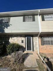 4701 Flat Shoals Road 48B, Union City, GA 30291