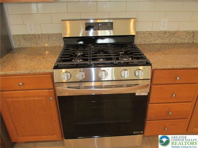 891 Biltmore Avenue, Forks Twp, PA 18040