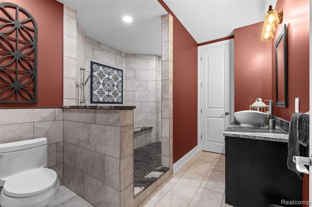 56074 Lario Court, Macomb, MI 48042