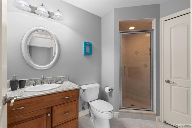 56074 Lario Court, Macomb, MI 48042