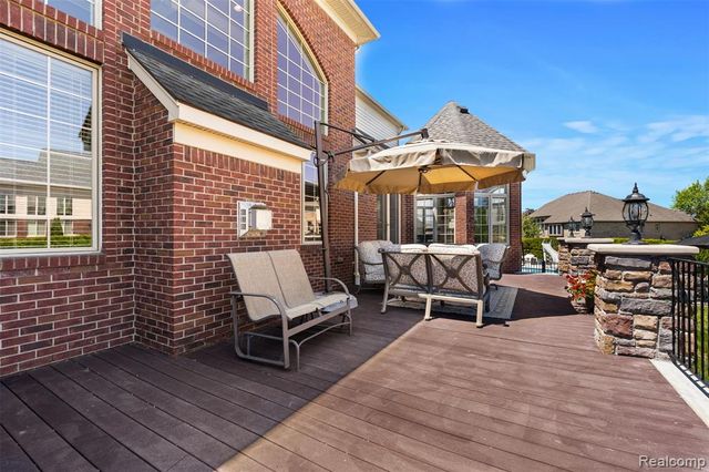 56074 Lario Court, Macomb, MI 48042