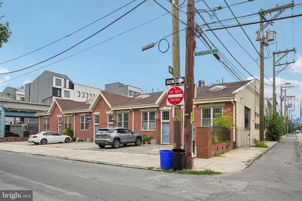 1301 N FRONT ST #E, Philadelphia, PA 19122