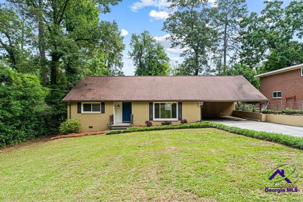 308 Clairmont Drive, Warner Robins, GA 31088