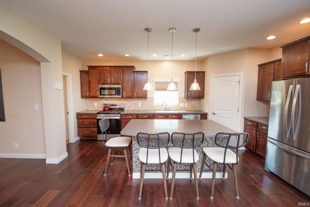 175 Aqueduct Circle, West Lafayette, IN 47906
