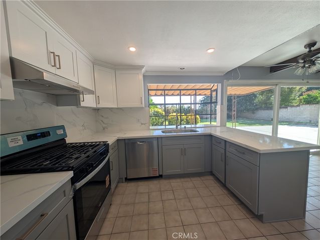 30516 Sandtrap Drive, Agoura Hills, CA 91301