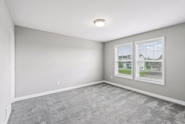 1710 Bluegrass Trail, Victoria, MN 55386