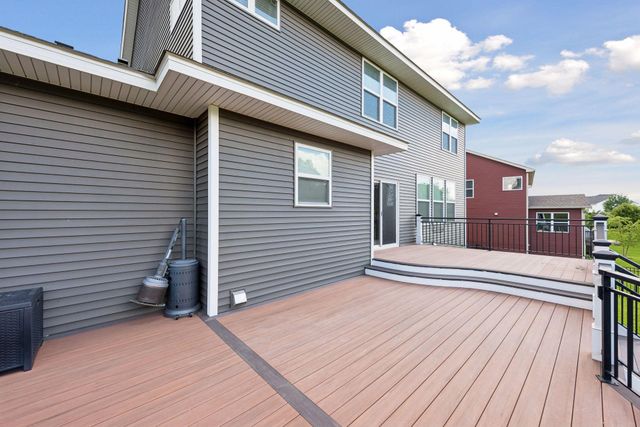 1710 Bluegrass Trail, Victoria, MN 55386