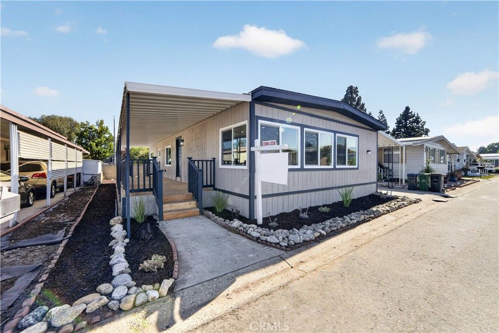 3945 Bradford 16, La Verne, CA 91750