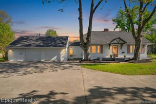 3363 Meinrad Drive, Waterford, MI 48329