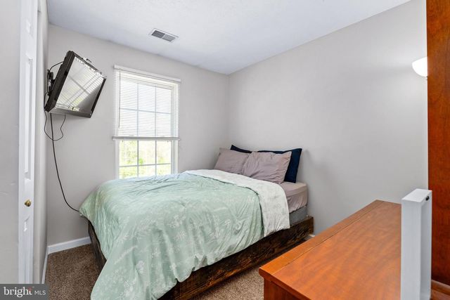 72 HICKORY LN, Elkton, MD 21921