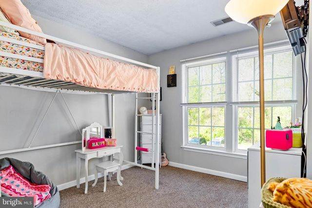 72 HICKORY LN, Elkton, MD 21921
