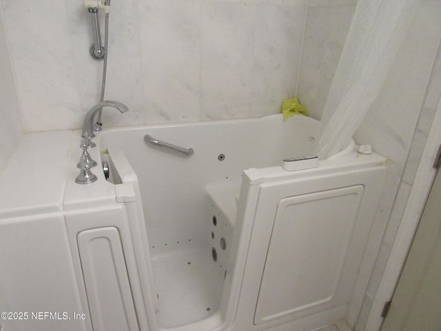 11914 TIERRA VERDE Court, Jacksonville, FL 32258