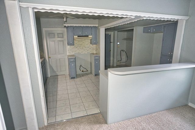 1619 W 8th Street, Freeport, TX 77541