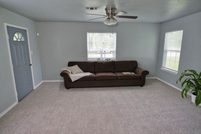 1619 W 8th Street, Freeport, TX 77541