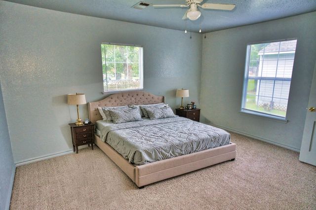 1619 W 8th Street, Freeport, TX 77541