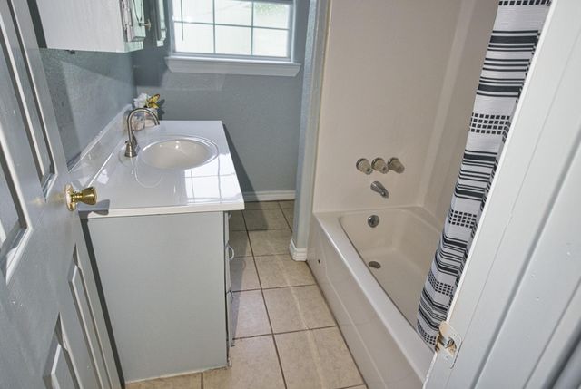 1619 W 8th Street, Freeport, TX 77541