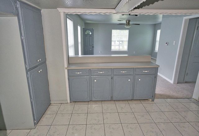 1619 W 8th Street, Freeport, TX 77541