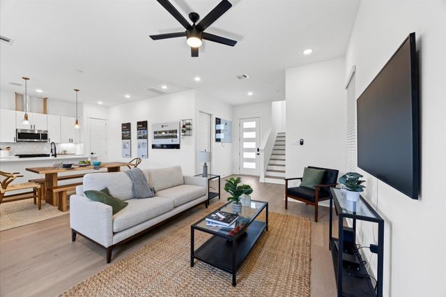 5816 Highland Sky Lane, Houston, TX 77091