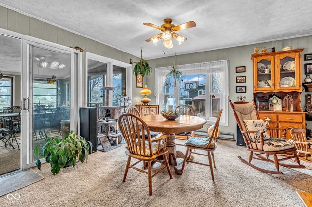 646 Jefferson Valley, Coatesville, IN 46121