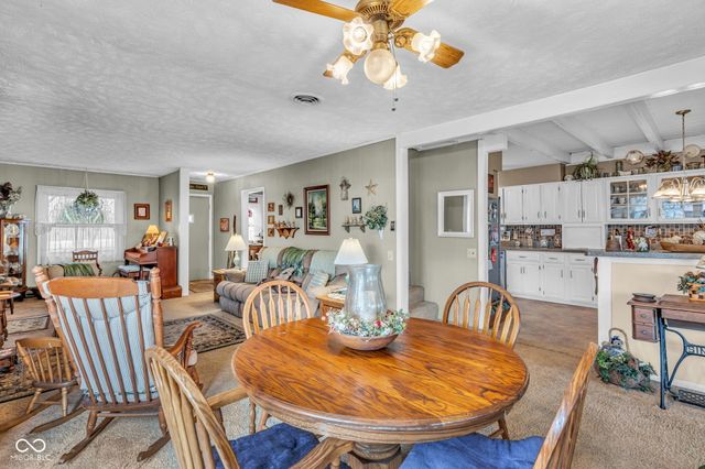 646 Jefferson Valley, Coatesville, IN 46121