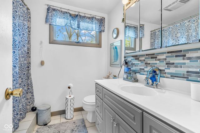 646 Jefferson Valley, Coatesville, IN 46121