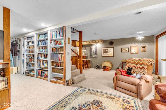 646 Jefferson Valley, Coatesville, IN 46121