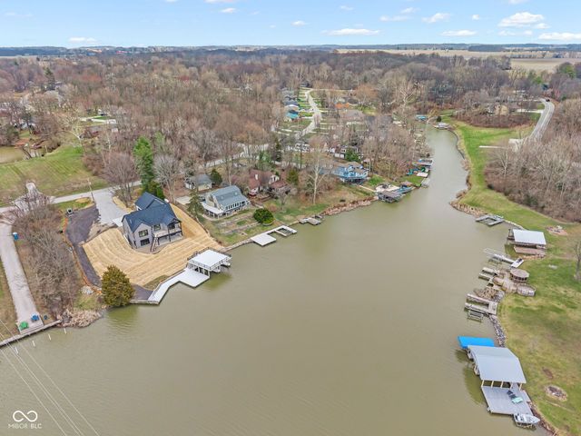 646 Jefferson Valley, Coatesville, IN 46121