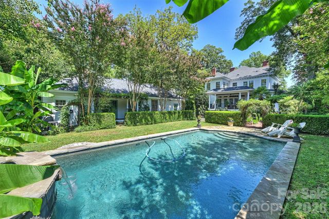1136 Queens Road, Charlotte, NC 28207
