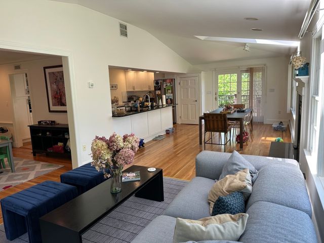 45 Wellesley Rd, Belmont, MA 02478