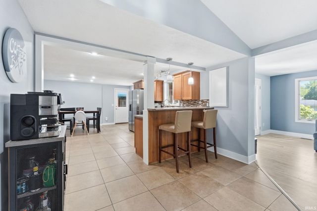 6132 Althean Drive, Fort Wayne, IN 46835