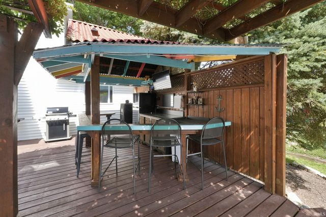 6132 Althean Drive, Fort Wayne, IN 46835
