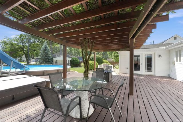6132 Althean Drive, Fort Wayne, IN 46835