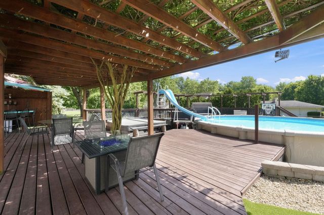 6132 Althean Drive, Fort Wayne, IN 46835