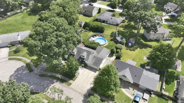 6132 Althean Drive, Fort Wayne, IN 46835
