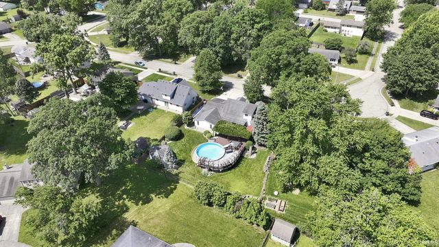 6132 Althean Drive, Fort Wayne, IN 46835