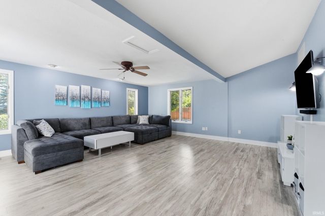 6132 Althean Drive, Fort Wayne, IN 46835