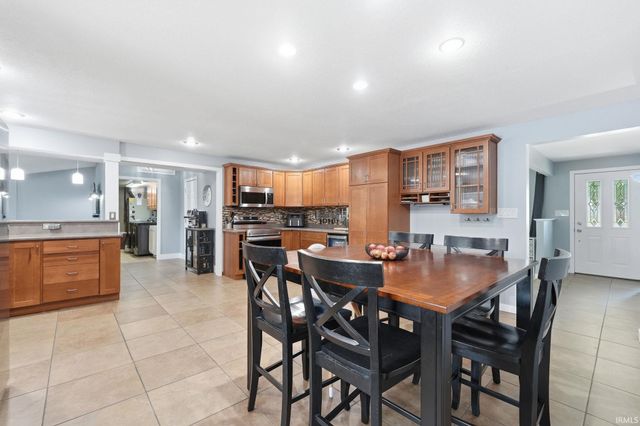 6132 Althean Drive, Fort Wayne, IN 46835