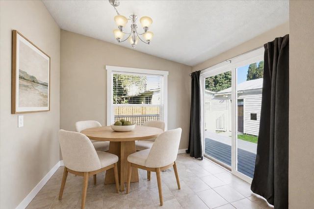 19507 E Mission Ave, Liberty Lake, WA 99016